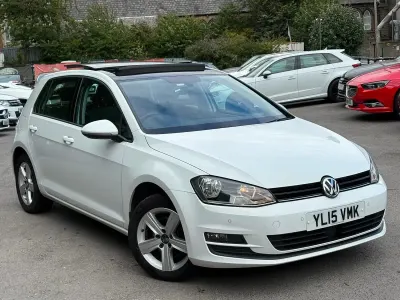 Used VW Golf VII Match 120 HP (88 kW) 2015 White Hatchback
