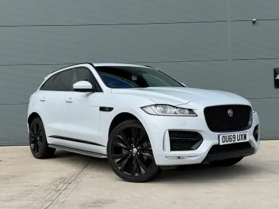 Used Jaguar F-Pace R-Sport 240 HP (176 kW) 2019 White SUV