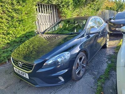 Used Volvo V40 R-Design 120 HP (88 kW) 2016 Black Estate