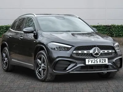 Usado Mercedes GLA250 Executive 2025 Preto SUV