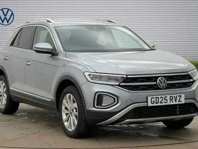 Used VW T-Roc Style 150 HP (110 kW) 2025 Silver SUV
