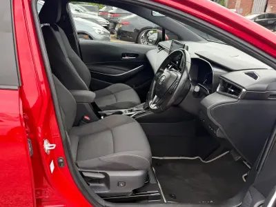 Usado Toyota Corolla 122 HP (89 kW) 2019 Vermelho Citadino