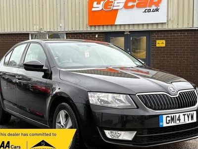 Black Used 2014 Skoda Octavia SE Hatchback | £4,535 (Fair price)
