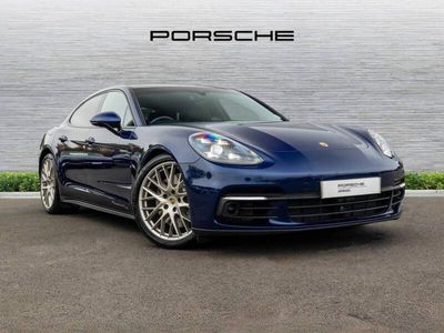 Porsche Panamera 4