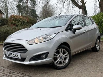 Used Ford Fiesta Zetec 100 HP (73 kW) 2015 Silver Hatchback