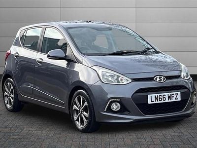 Used Hyundai i10 Premium SE 87 HP (63 kW) 2016 Grey Hatchback