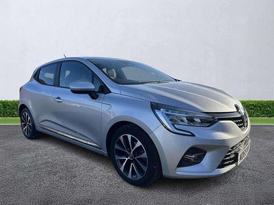 Used Renault Clio V Iconic 100 HP (73 kW) 2020 Silver  Hatchback