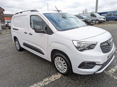 Used Vauxhall Combo Sportive 100 HP (73 kW) 2023 White MPV