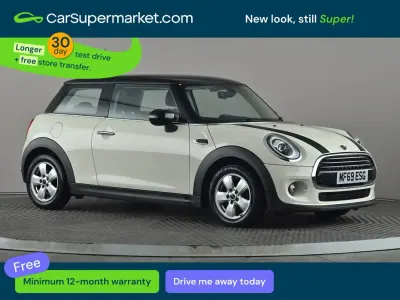 Begagnad Mini Cooper Comfort 2019 Vit Halvkombi
