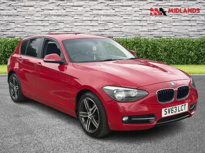 Used BMW 114 Sport Line 2013 Red Hatchback