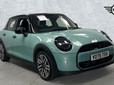 Used Mini Cooper Hatch 113 kW (154 HP) 2025 Green Hatchback