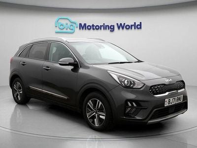 Used Kia Niro 141 HP (103 kW) 2021 Grey SUV