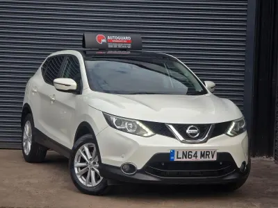 Used Nissan Qashqai Acenta Premium 115 HP (84 kW) 2014 White SUV