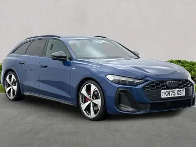 Begagnad Audi A5 Comfort 2025 Blå Kombi