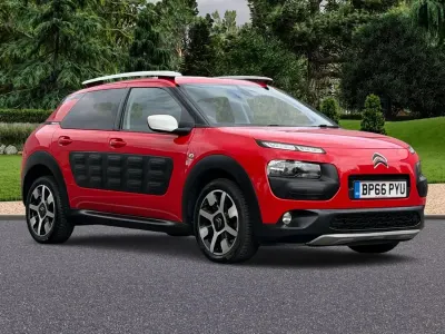 Used Citroën C4 Cactus Rip Curl 108 HP (79 kW) 2016 Red Hatchback