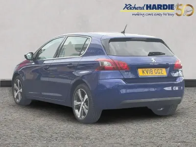 Used Peugeot 308 Allure 129 HP (94 kW) 2018 Blue Hatchback