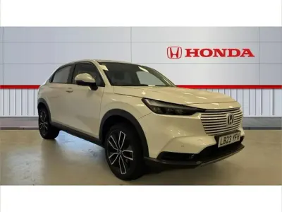 Used Honda HR-V Elegance 131 HP (96 kW) 2023 White SUV