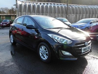 Used Hyundai i30 SE 110 HP (80 kW) 2016 Black Hatchback
