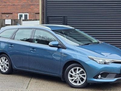 Blue Used 2017 Toyota Auris Hybrid Estate | £11,999 (Fair price)