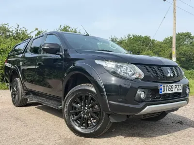 Used Mitsubishi L200 181 HP (133 kW) 2020 Black Pickup