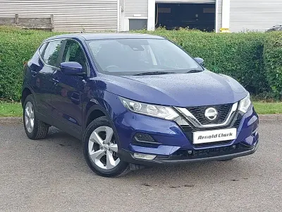 Usado Nissan Qashqai Acenta Premium 157 CV (115 kW) 2021 Azul SUV