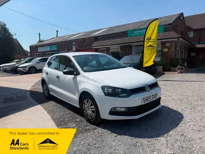 Used VW Polo S 59 HP (43 kW) 2015 White Hatchback