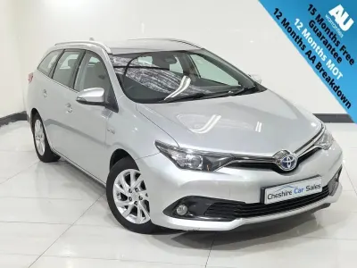 Used Toyota Auris Hybrid 136 HP (100 kW) 2018 Silver Estate