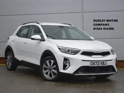 Second-hand Kia Stonic 99 CP (72 kW) 2022 Alb SUV