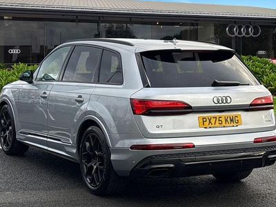 Used Audi Q7 Black Edition 231 HP (169 kW) 2025 Silver SUV