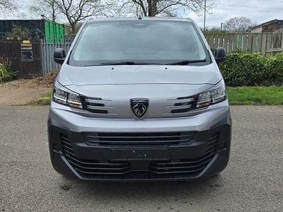 New Peugeot Expert 2026 Cumulus grey Van