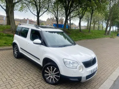 Gebraucht Skoda Yeti 2013 Weiß SUV