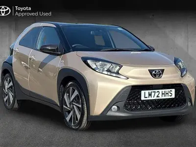 Used Toyota Aygo X 72 HP (52 kW) 2022 Ginger beige with black SUV