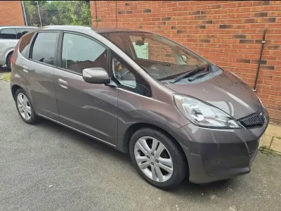 Second-hand Honda Jazz ES 99 CP (72 kW) 2014 Maro Hatchback