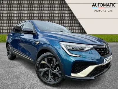 Begagnad Renault Arkana Engineered 2023 Blå SUV