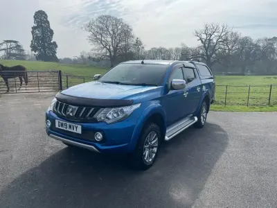 Used Mitsubishi L200 181 HP (133 kW) 2019 Blue Pickup