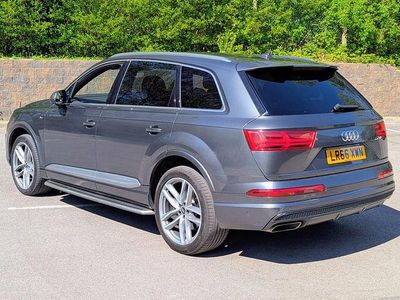 Begagnad Audi Q7 S-Line 2016 Grå SUV