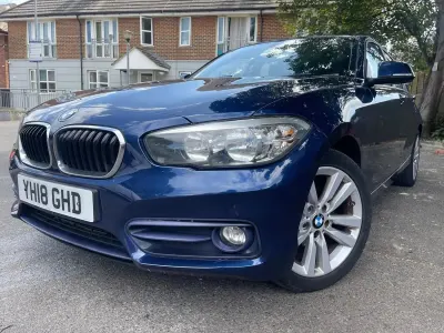 Used BMW 118 Sport Line 136 HP (100 kW) 2018 Blue Hatchback