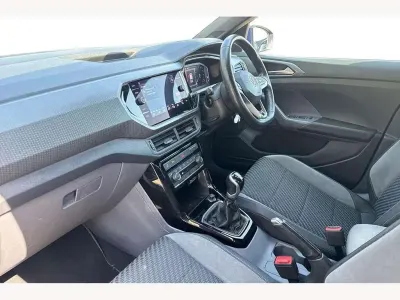 Begagnad VW T-Cross R-line 115 HK (84 kW) 2020 Blå SUV
