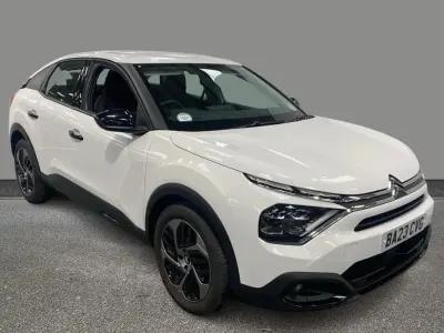 Używany Citroën C4 PureTech 101 KM (74 kW) 2023 Biały SUV