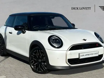 Used Mini Cooper S Hatch 201 HP (147 kW) 2025 White Hatchback