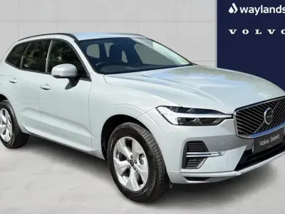 Used Volvo XC60 Core 247 HP (181 kW) 2026 Grey SUV