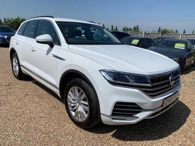 Used VW Touareg SEL 231 HP (169 kW) 2018 White SUV