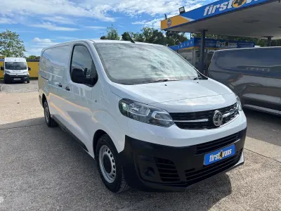 Used Vauxhall Vivaro drive 100 HP (73 kW) 2023 White MPV