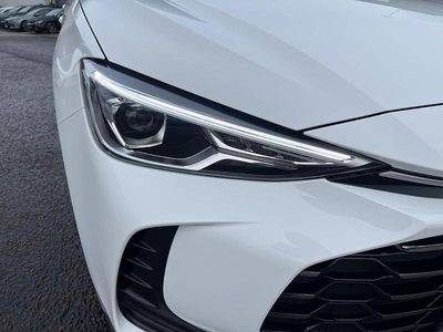 White Used 2025 MG ZS Trophy SUV | £19,450 (Fair price)