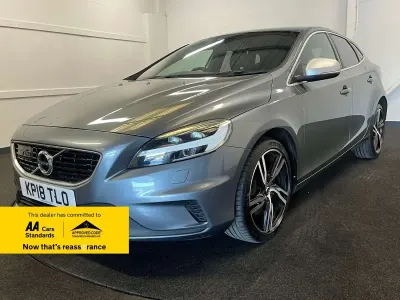 Used Volvo V40 R-Design Pro 150 HP (110 kW) 2018 Grey Hatchback