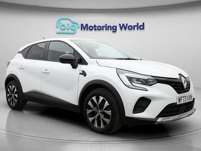 Second-hand Renault Captur Evolution 145 CP (106 kW) 2023 Alb SUV