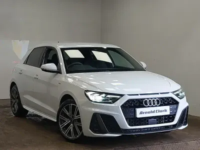 Used Audi A1 S-Line 95 HP (69 kW) 2024 White SUV