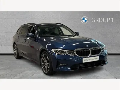 Used BMW 330 Sport Line 288 HP (211 kW) 2021 Phytonic blue Estate