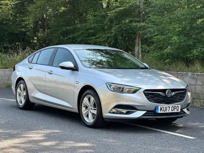 Used Vauxhall Insignia Design Edition 2017 Silver Hatchback