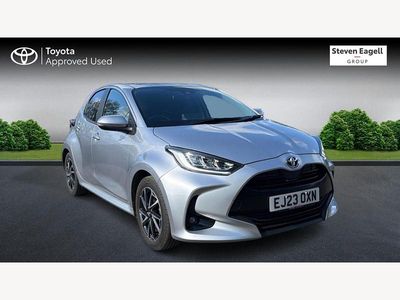Used Toyota Yaris Hybrid Design 2023 Silver Hatchback